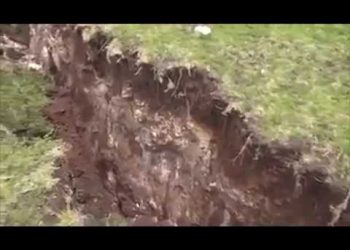 პერუში უზარმაზარი ნაპრალი გაჩნდა